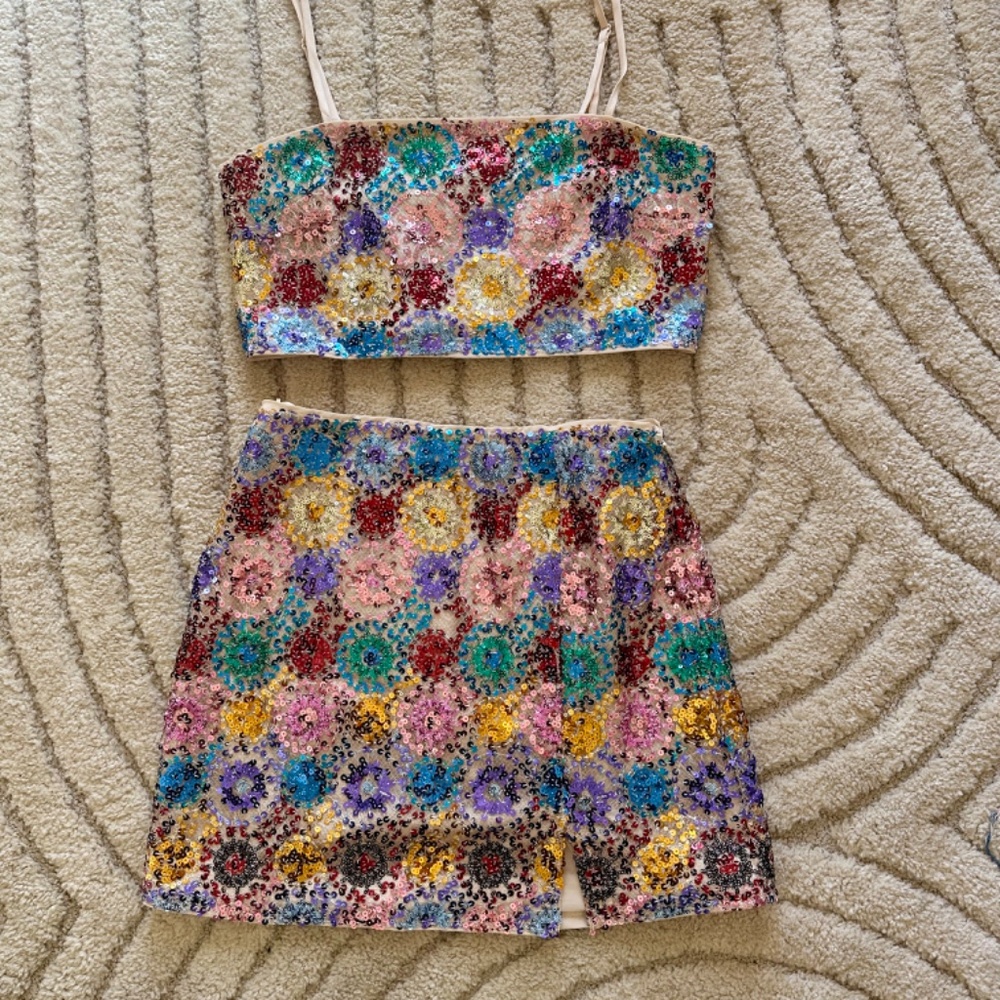 12 Tribe crop top and skirt set- Small